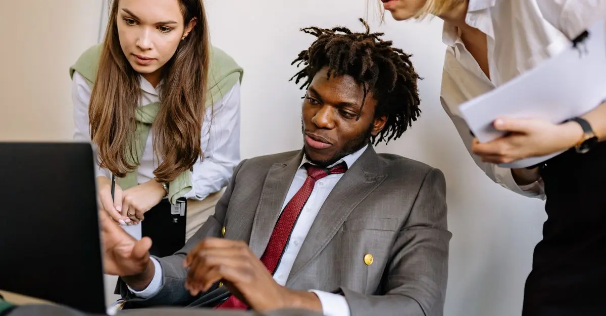 Les défis de la connectivité professionnelle et comment les surmonter